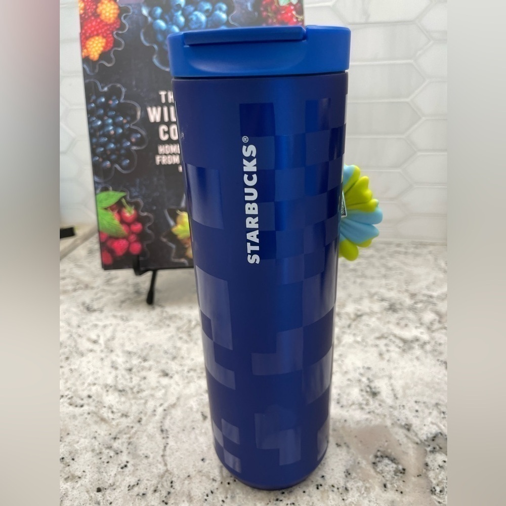 Starbucks 2024 Sapphire Blue Checkered SS Daisy Charm Tumbler. NWT. HFT. Wow! - Picture 2 of 10
